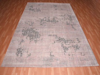 Modern / Contemporary hand-knotted silk rug in Pink, 8'9" x 12'2" — SKU O075180 (view 2)