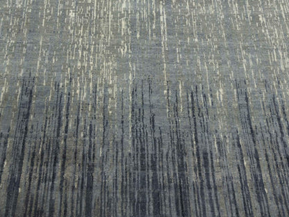 Modern / Contemporary hand-knotted wool rug in Gray, 6'1" x 9'2" — SKU O075182 (view 8)