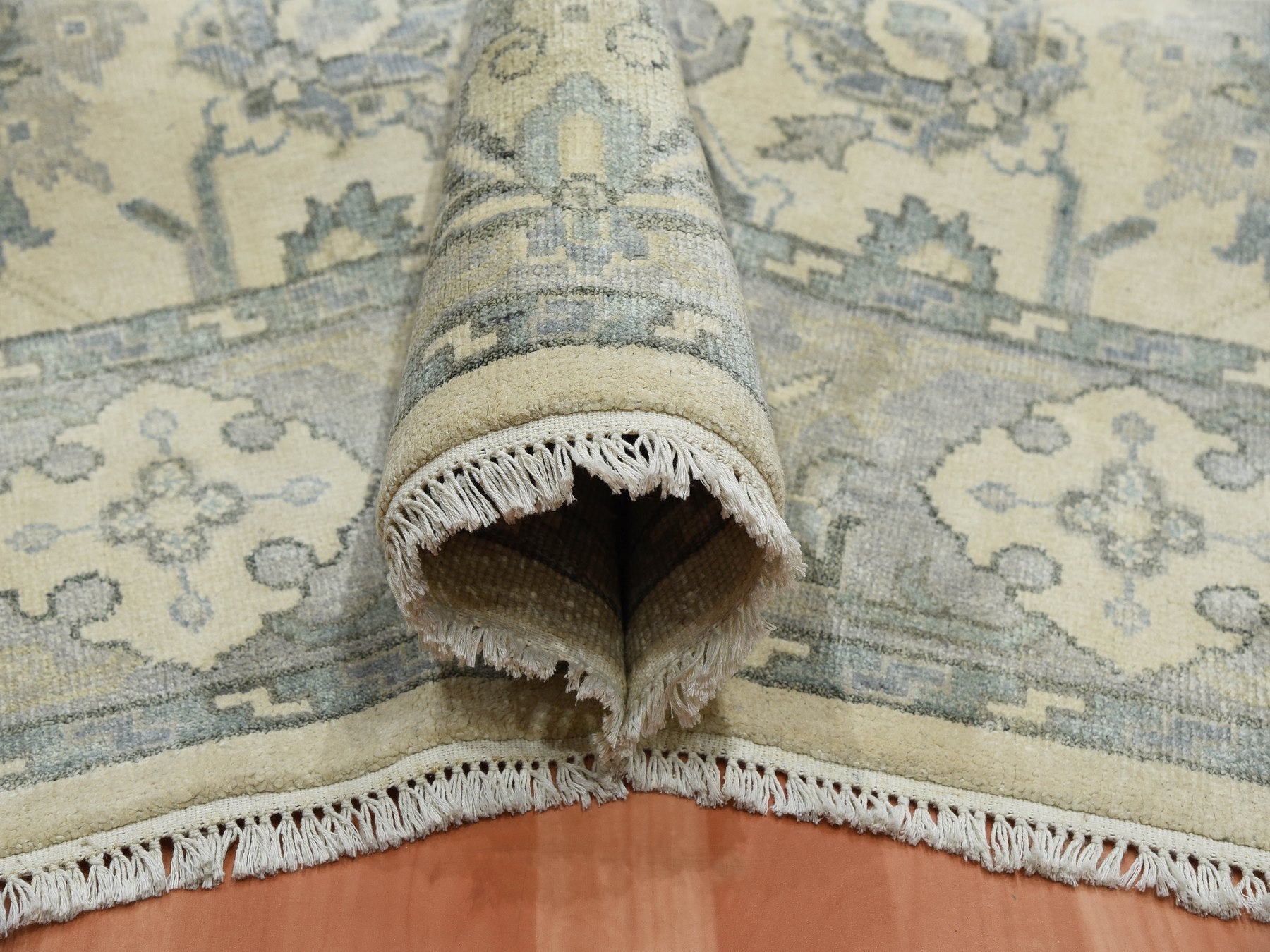 Oushak Oushak hand-knotted silk rug in Ivory & Gray, 9'1" x 12'1" — SKU O075192 (view 5)
