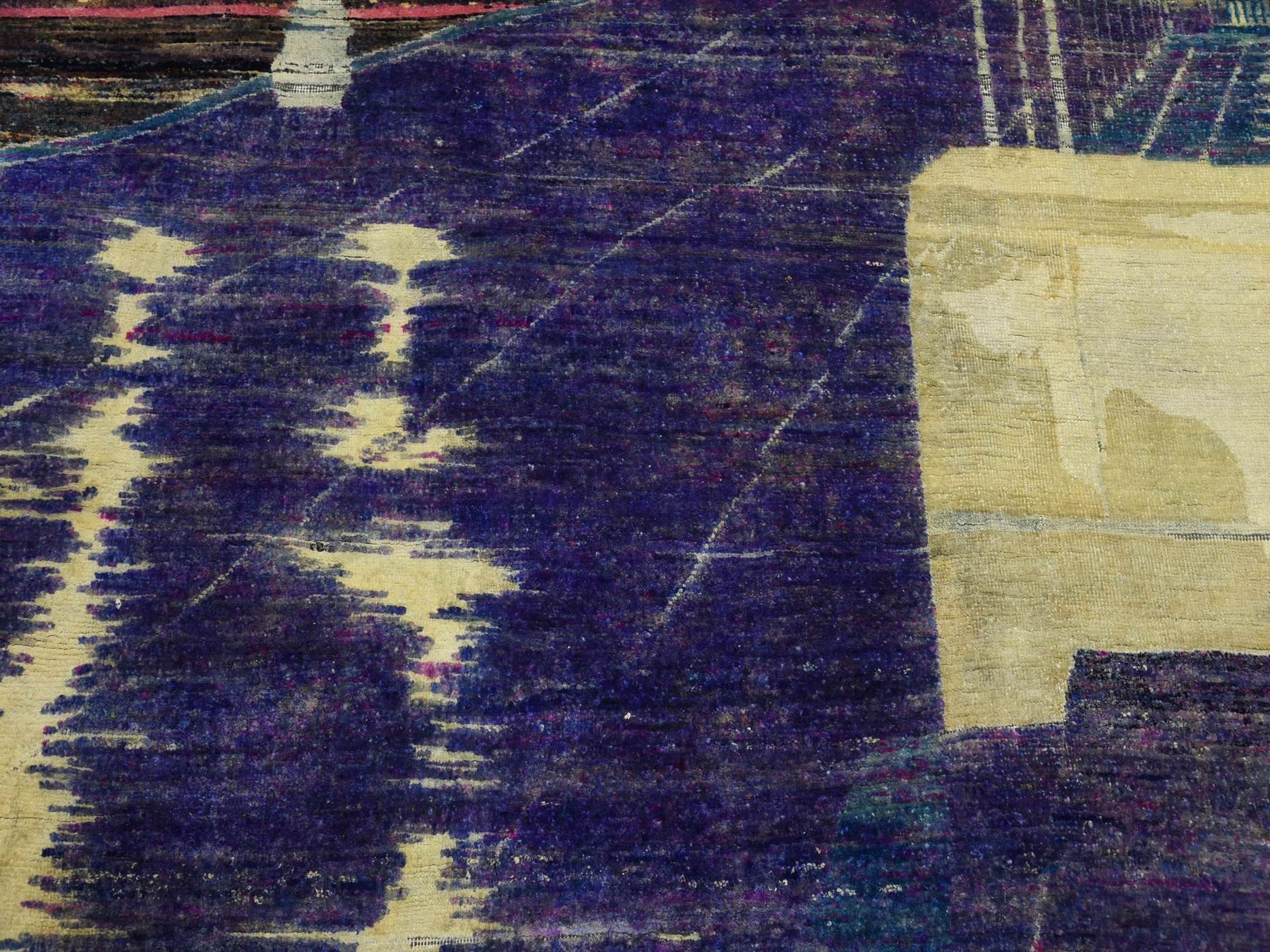 Modern / Contemporary hand-knotted wool/silk rug in Purple, 8'8" x 12'1" — SKU O075196 (view 8)