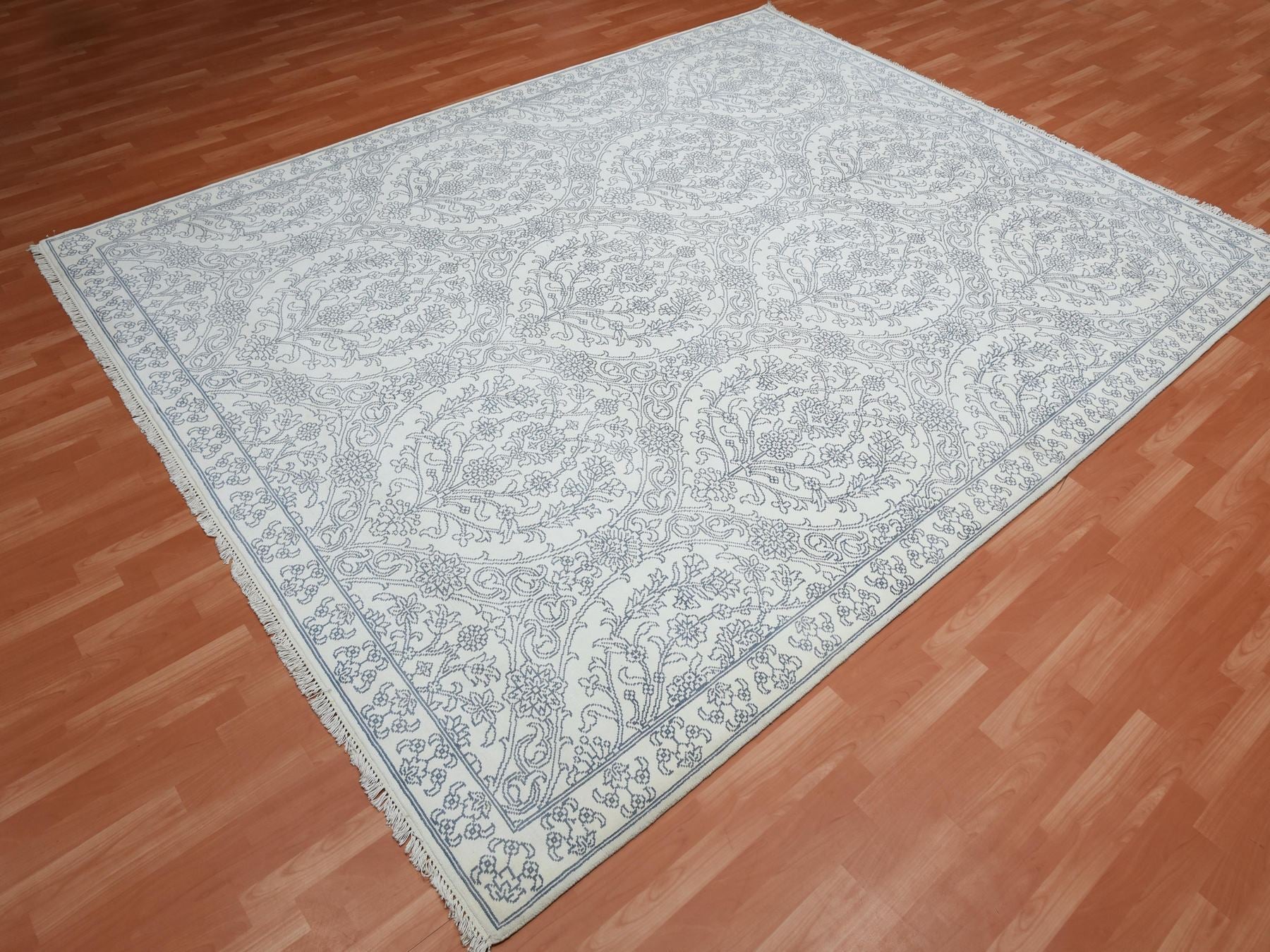 Agra Transitional hand-knotted cotton rug in Ivory, 9'4" x 11'9" — SKU O075214 (view 3)