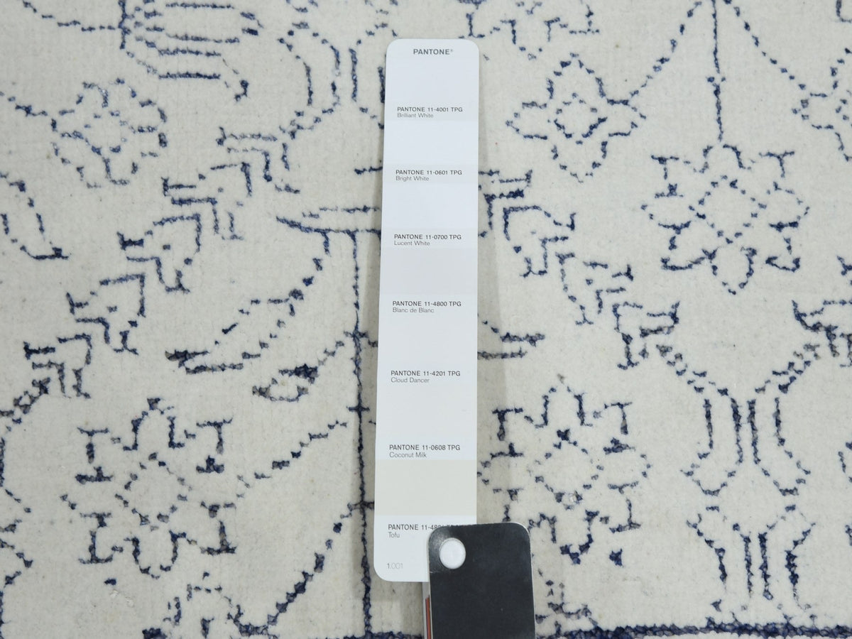 Agra Transitional hand-knotted cotton rug in Ivory, 9'1" x 11'10" — SKU O075217 (view 7)