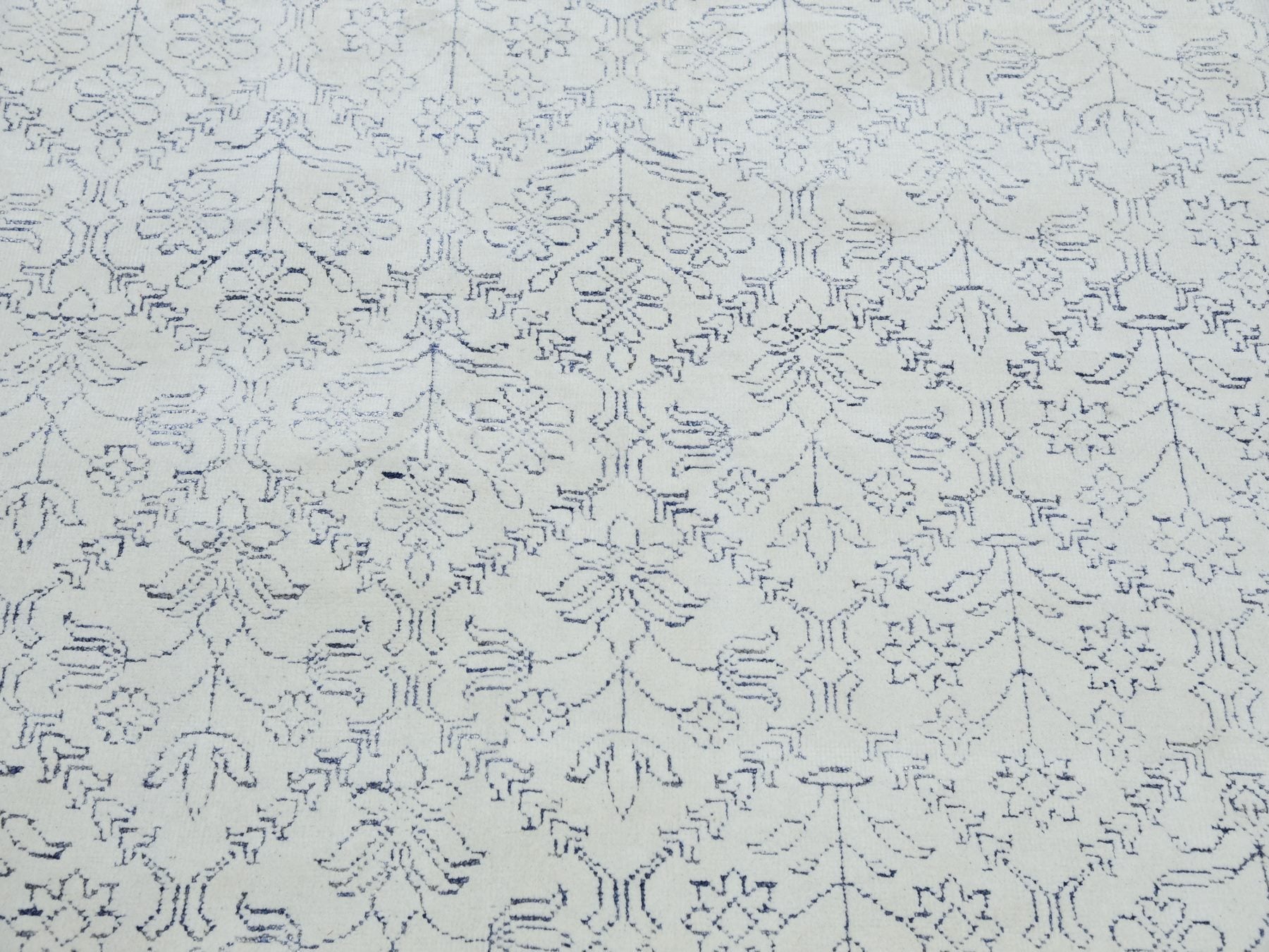 Agra Transitional hand-knotted cotton rug in Ivory, 9'1" x 11'10" — SKU O075217 (view 8)