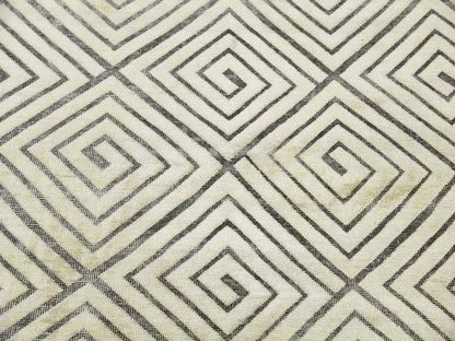 Modern / Contemporary hand-knotted silk rug in Ivory, 9'10" x 14'1" — SKU O075220 (view 9)