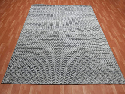 Modern / Contemporary hand-knotted wool/silk rug in Ivory, 8' x 10' — SKU O075222 (view 2)