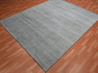 Modern / Contemporary hand-knotted wool/silk rug in Ivory, 8' x 10' — SKU O075222 (view 3)