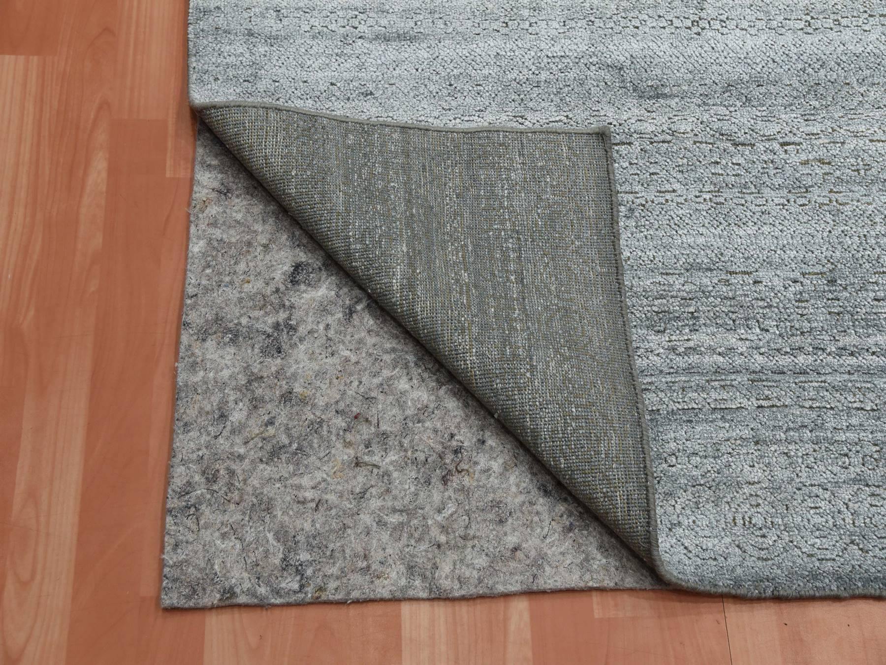 Transitional hand-knotted silk rug in Gray, 8'8" x 8'10" — SKU O075223 (view 4)