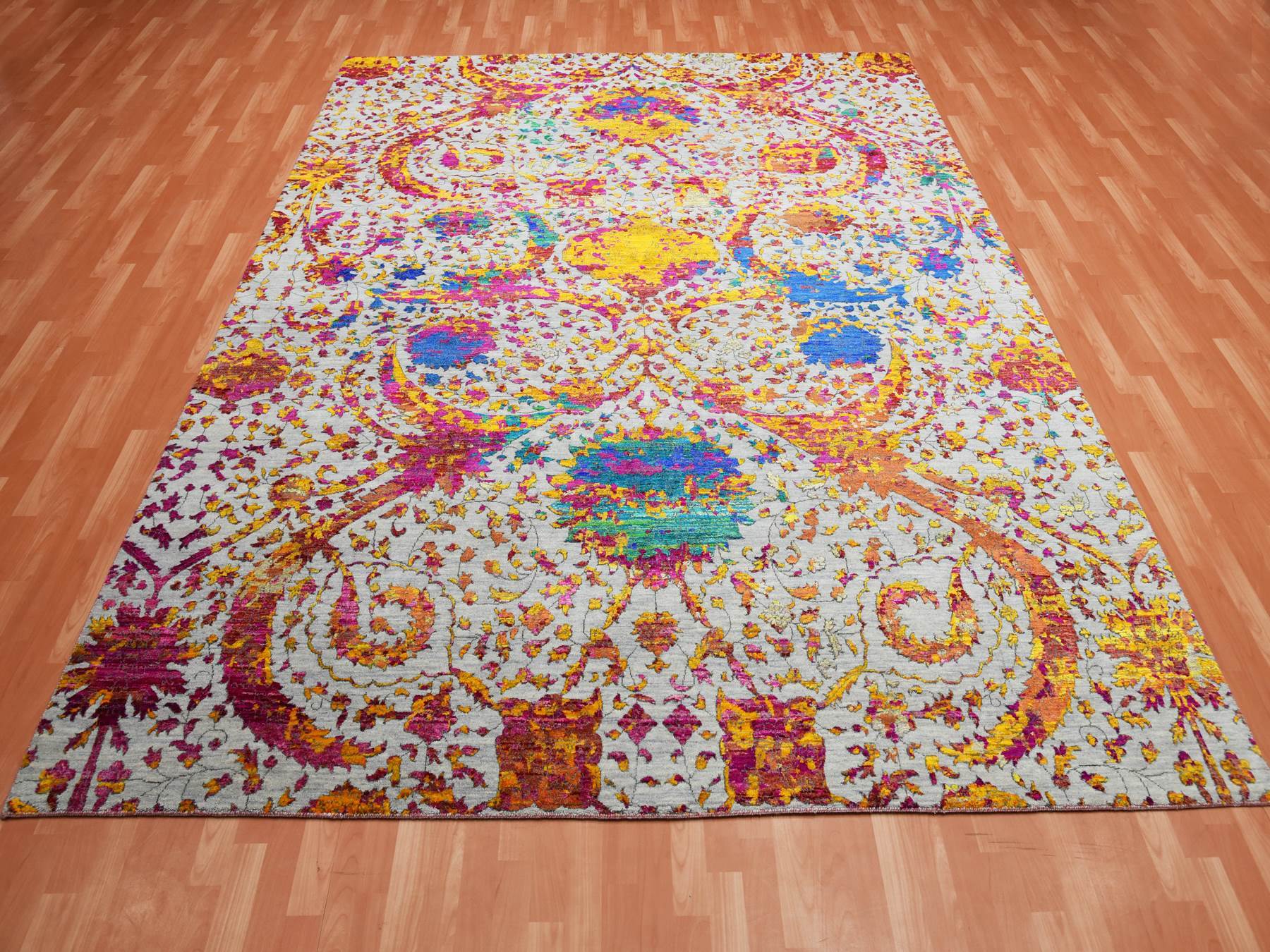 Transitional hand-knotted wool/silk rug in Yellow, 9' x 12' — SKU O075243 (view 2)