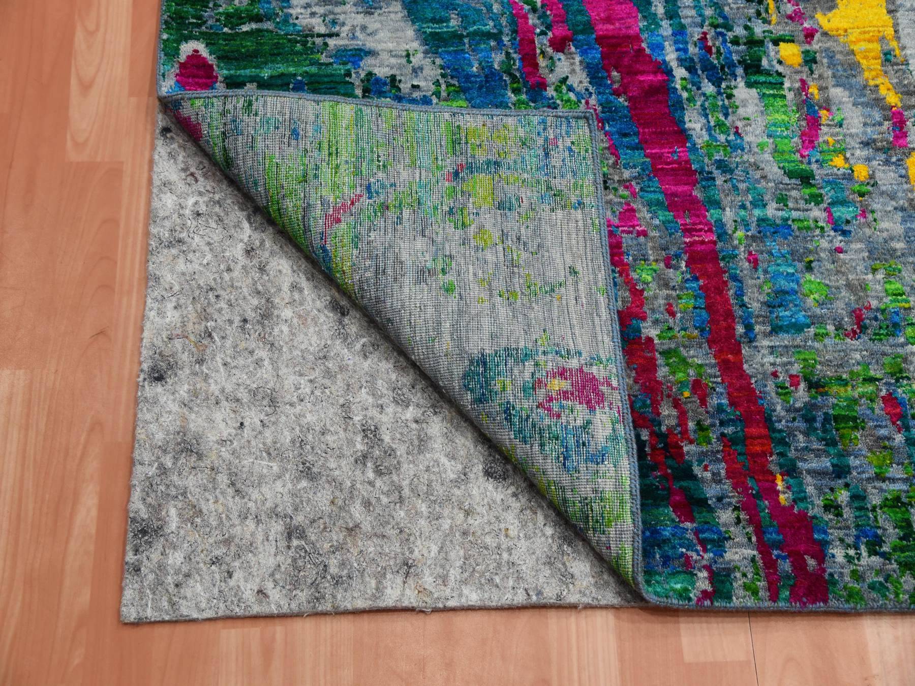 Modern / Contemporary hand-knotted wool/silk rug in Gray, 9' x 11'9" — SKU O075246 (view 4)