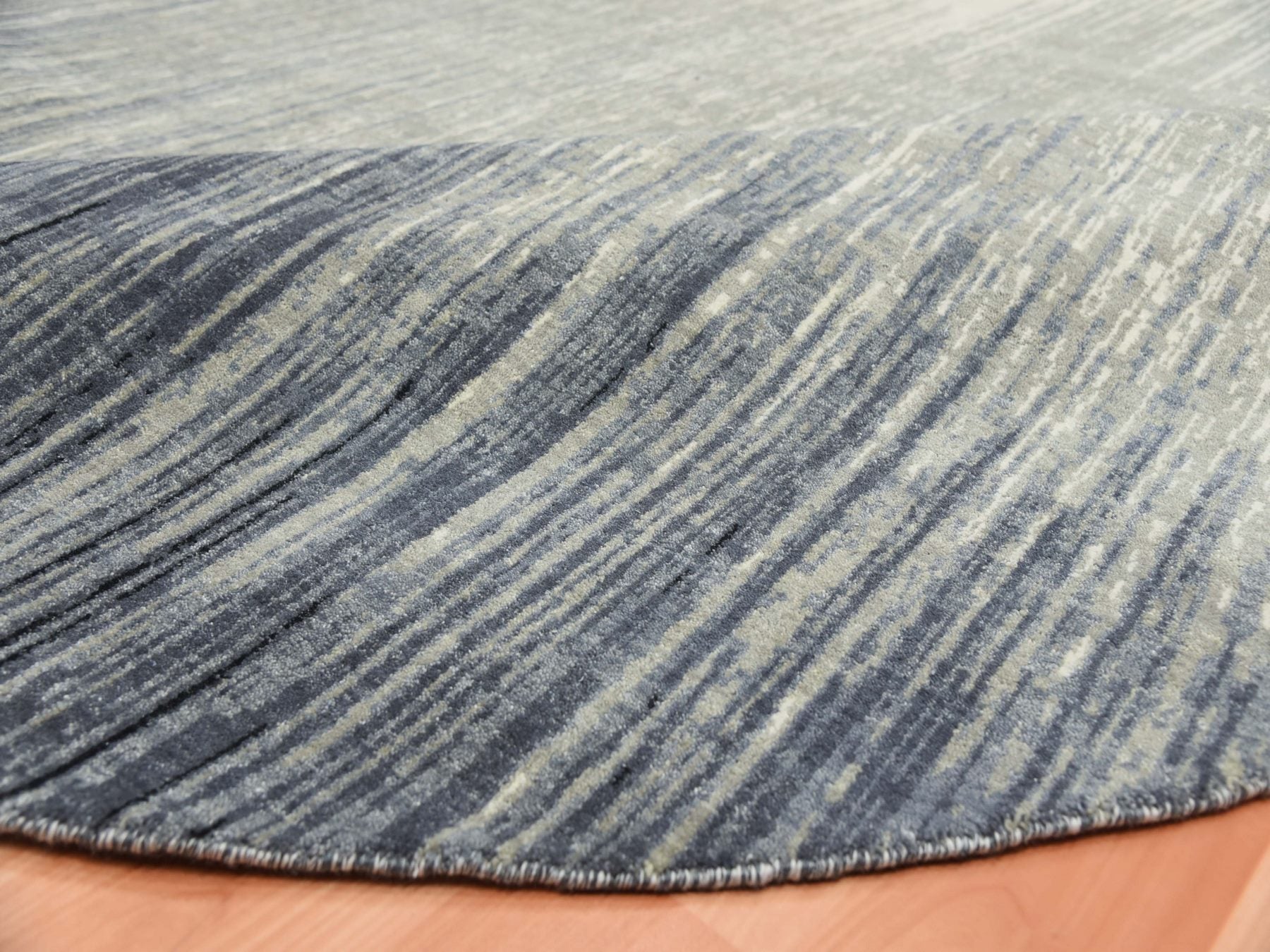 Modern / Contemporary hand-knotted wool rug in Gray, 10' x 10' — SKU O075251 (view 6)