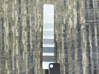 Modern / Contemporary hand-knotted wool rug in Gray, 10' x 10' — SKU O075251 (view 7)