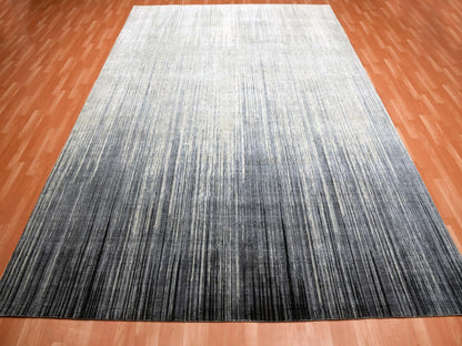 Modern / Contemporary hand-knotted wool rug in Gray, 10'1" x 14'2" — SKU O075252 (view 3)
