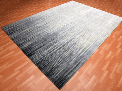 Modern / Contemporary hand-knotted wool rug in Gray, 10'1" x 14'2" — SKU O075252 (view 4)