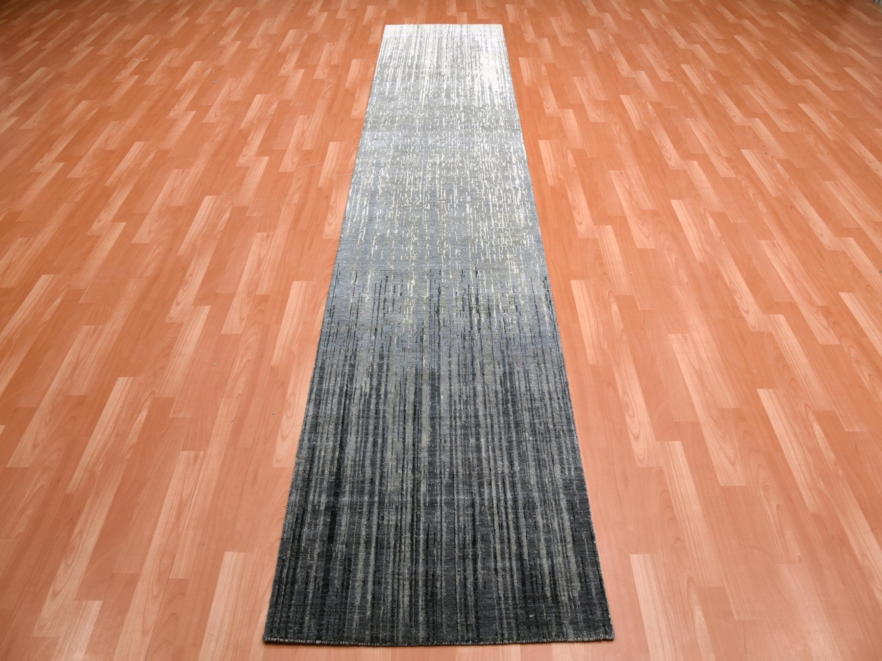 Modern / Contemporary hand-knotted wool runner in Gray, 2'6" x 12'6" — SKU O075260 (view 2)