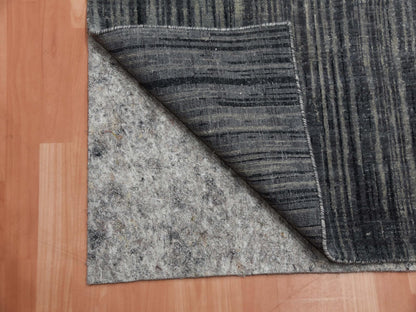 Modern / Contemporary hand-knotted wool runner in Gray, 2'6" x 12'6" — SKU O075260 (view 3)