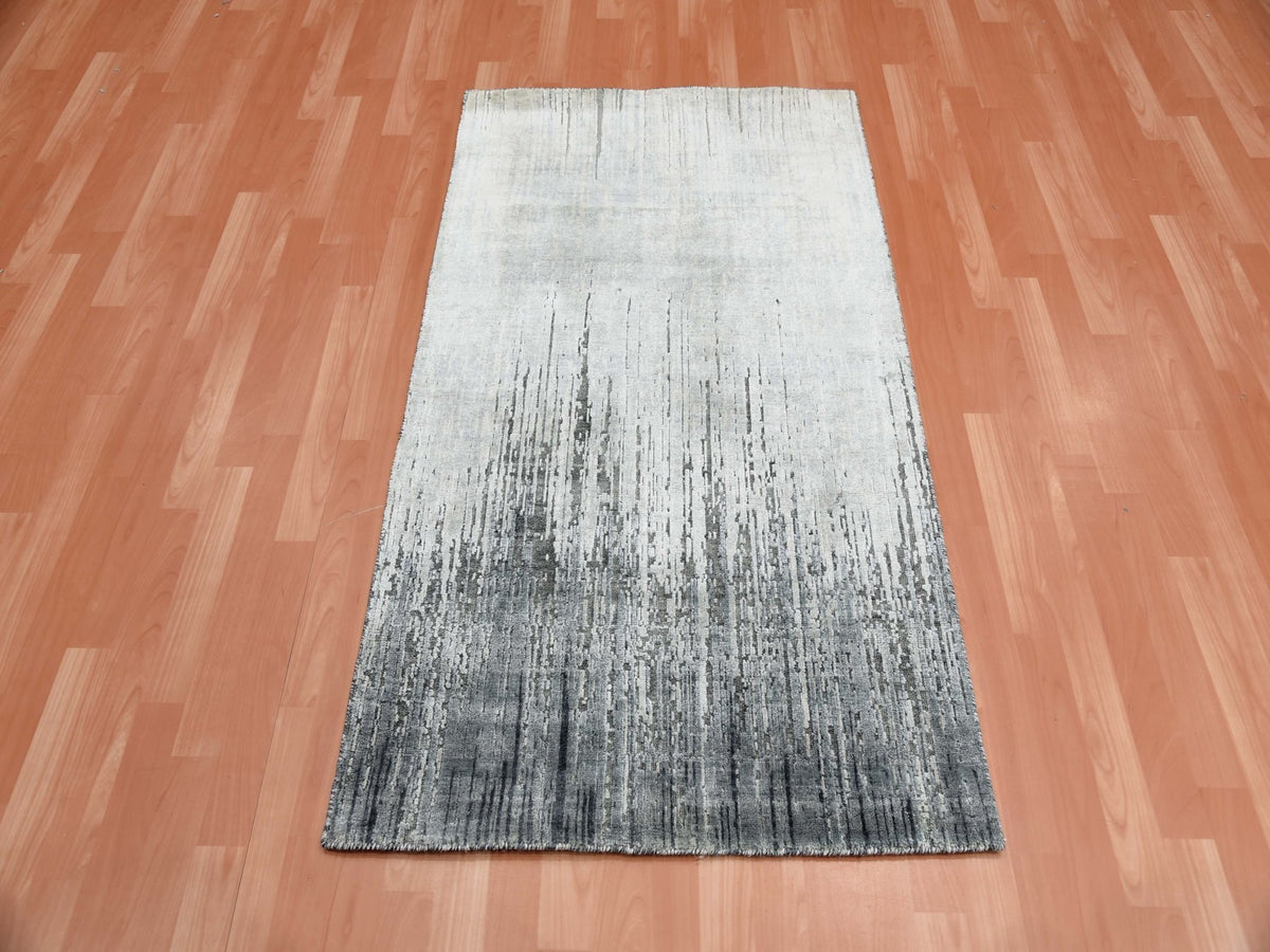 Modern / Contemporary hand-knotted wool/silk rug in Gray, 3' x 5'3" — SKU O075261 (view 2)