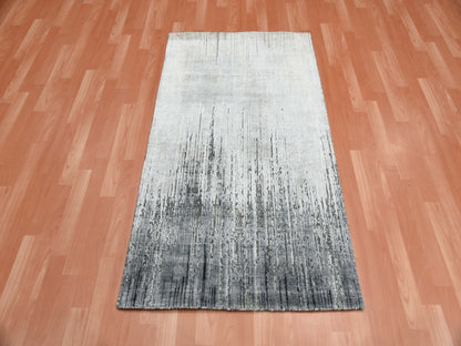 Modern / Contemporary hand-knotted wool/silk rug in Gray, 3' x 5'3" — SKU O075261 (view 2)