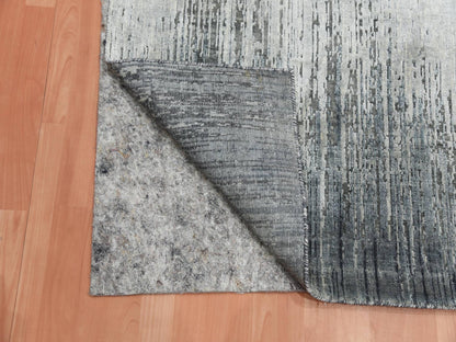 Grey 3'0" x 5'3" Modern / Contemporary Hand knotted Wool/Silk Rug - Sku: O075262