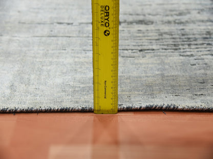 Grey 3'0" x 5'3" Modern / Contemporary Hand knotted Wool/Silk Rug - Sku: O075262