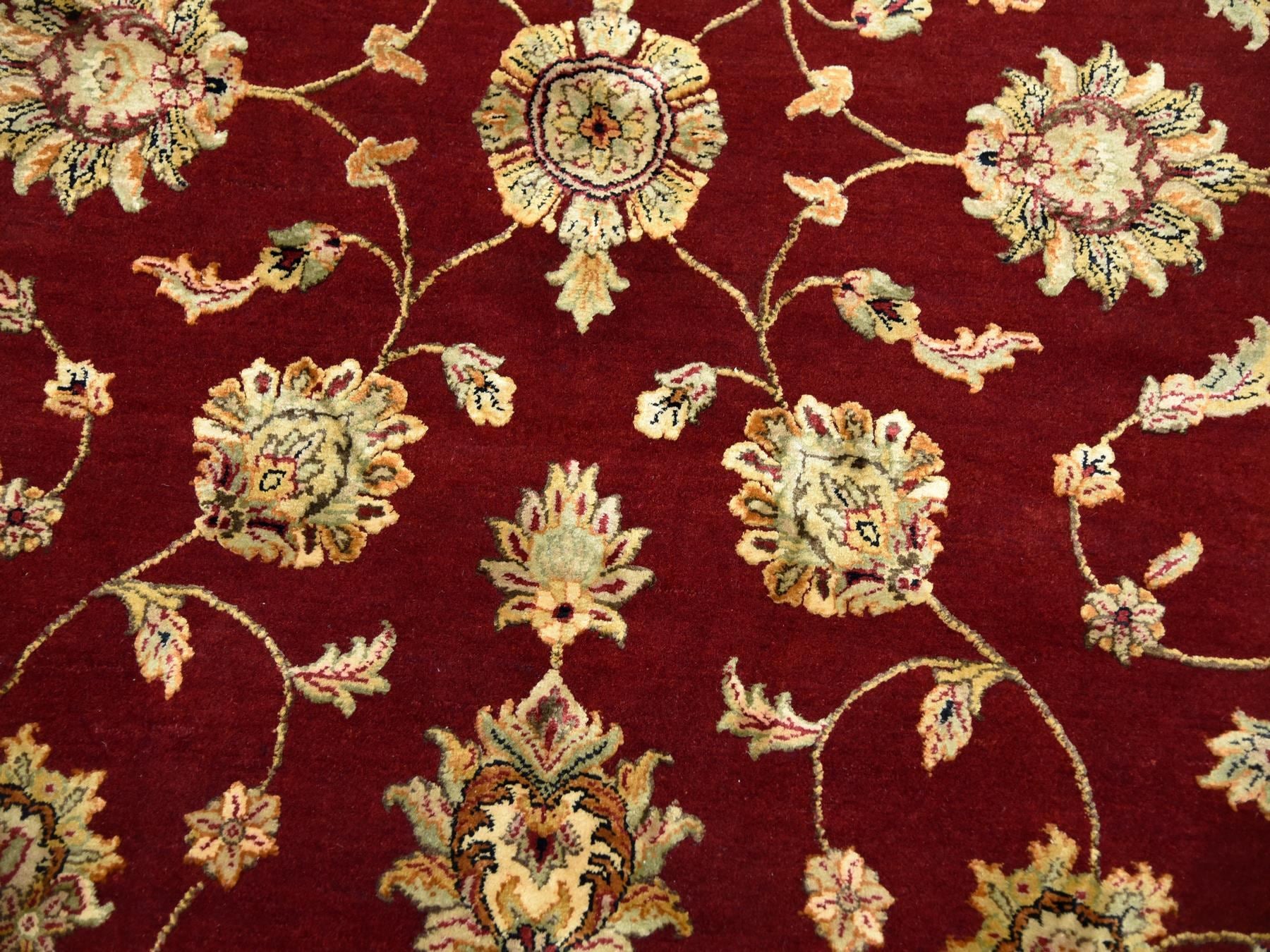 Rajasthan Rajasthan hand-knotted wool/silk rug in Red & Ivory, 7'10" x 8' — SKU O075273 (view 8)