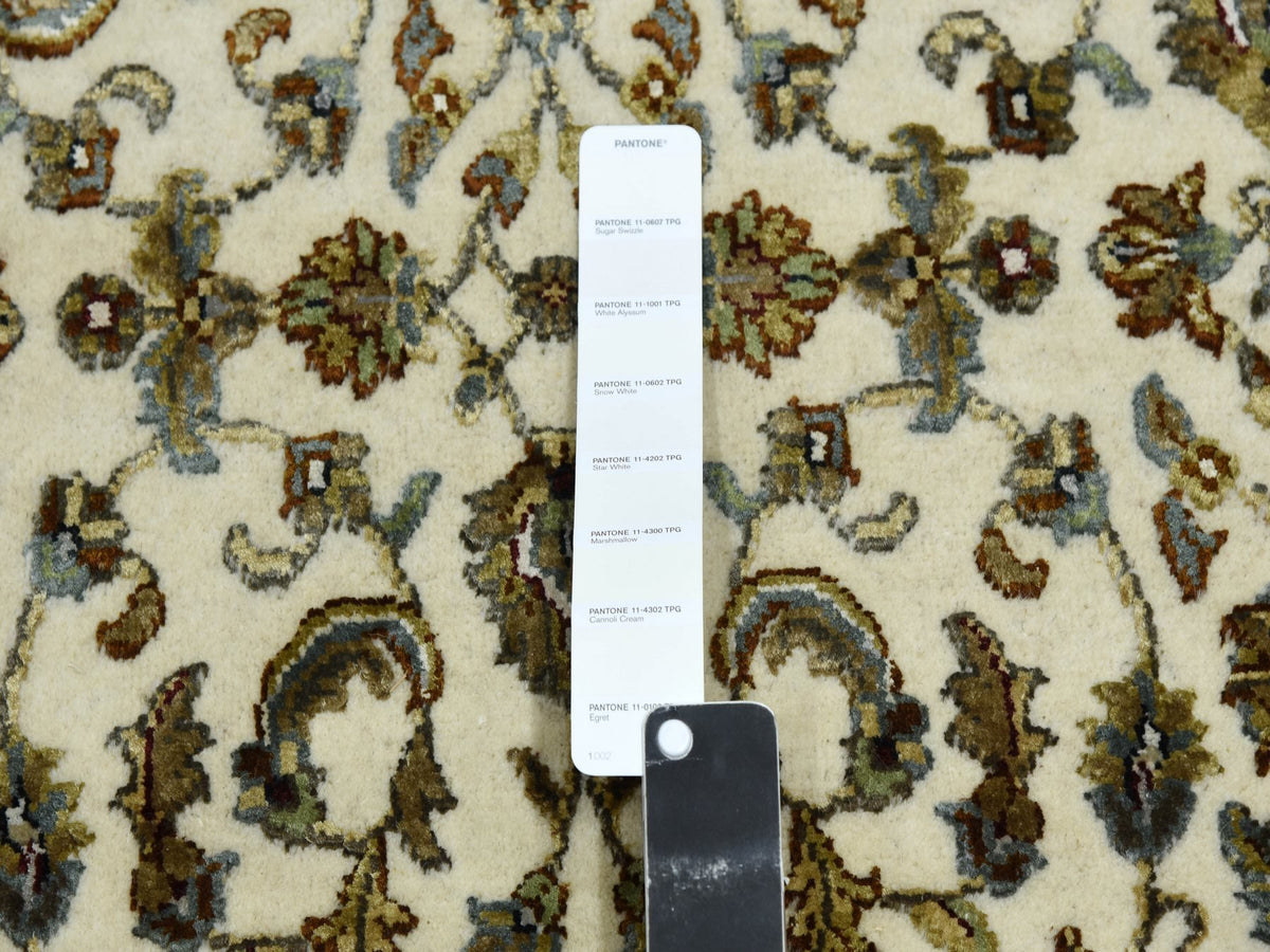 Rajasthan Rajasthan hand-knotted wool/silk runner in Ivory & Red, 2'7" x 8' — SKU O075276 (view 4)