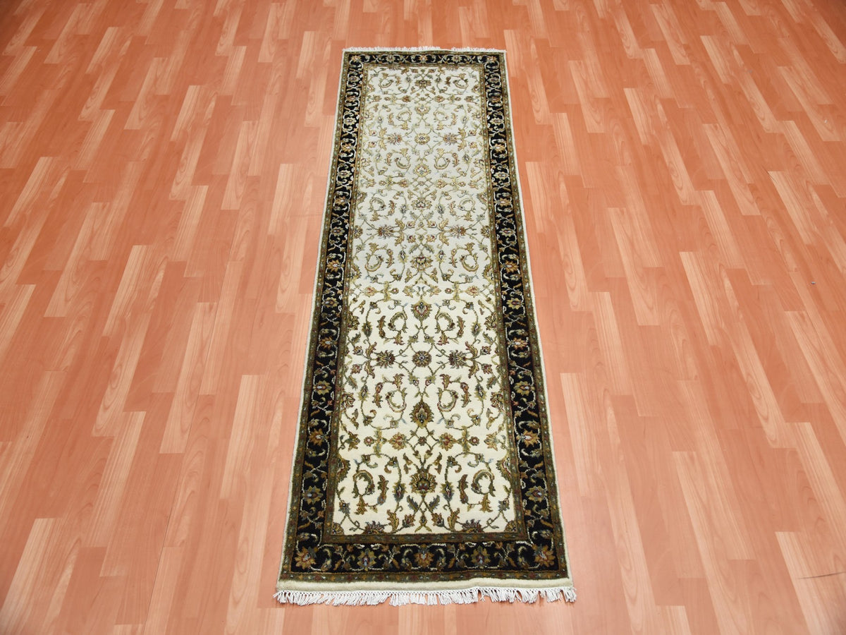 Rajasthan Rajasthan hand-knotted wool/silk runner in Ivory & Black, 2'6" x 8'2" — SKU O075277 (view 2)