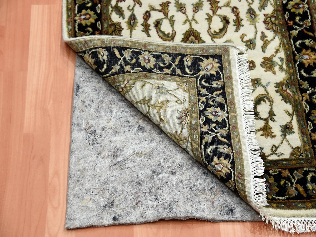 Rajasthan Rajasthan hand-knotted wool/silk runner in Ivory & Black, 2'6" x 8'2" — SKU O075278 (view 3)