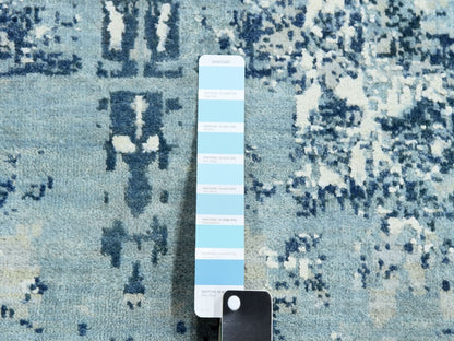 Blue 9'0" x 9'0" Modern and Contemporary Hand knotted Wool/Silk Rug - Sku: O075293