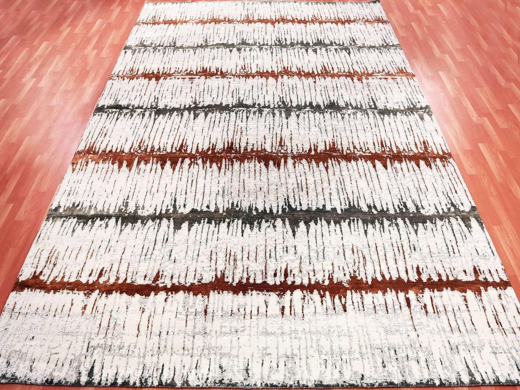 Modern / Contemporary hand-knotted wool/silk rug in Orange, 8'10" x 11'10" — SKU O075295 (view 2)