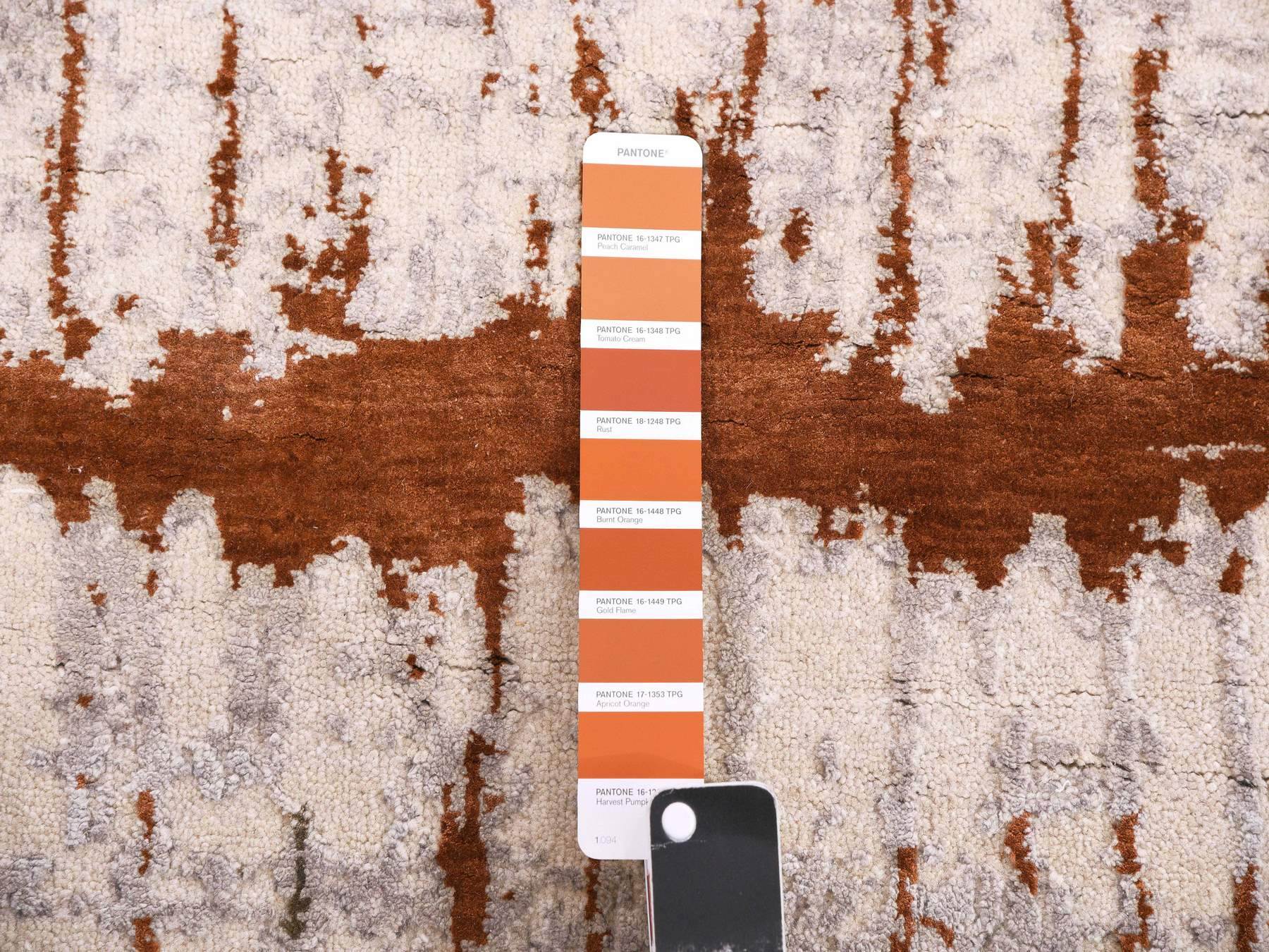 Modern / Contemporary hand-knotted wool/silk rug in Orange, 8'10" x 11'10" — SKU O075295 (view 7)