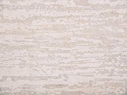 Modern / Contemporary hand-knotted wool/silk rug in Ivory, 8'10" x 11'10" — SKU O075298 (view 8)