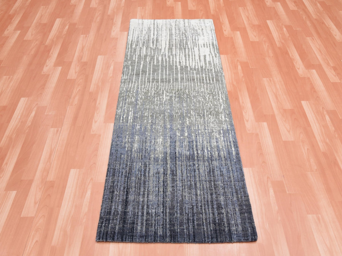 Modern / Contemporary hand-knotted wool runner in Gray, 2'6" x 6'4" — SKU O075307 (view 2)