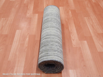 Modern / Contemporary hand-knotted wool runner in Gray, 2'6" x 6'4" — SKU O075307 (view 5)