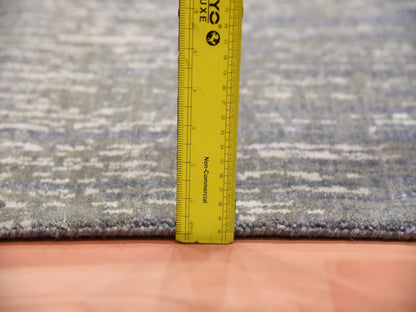 Grey 2'6" x 6'4" Modern / Contemporary Hand knotted Wool Rug - Sku: O075307