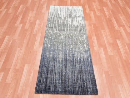 Modern / Contemporary hand-knotted wool runner in Gray, 2'6" x 6'3" — SKU O075308 (view 2)