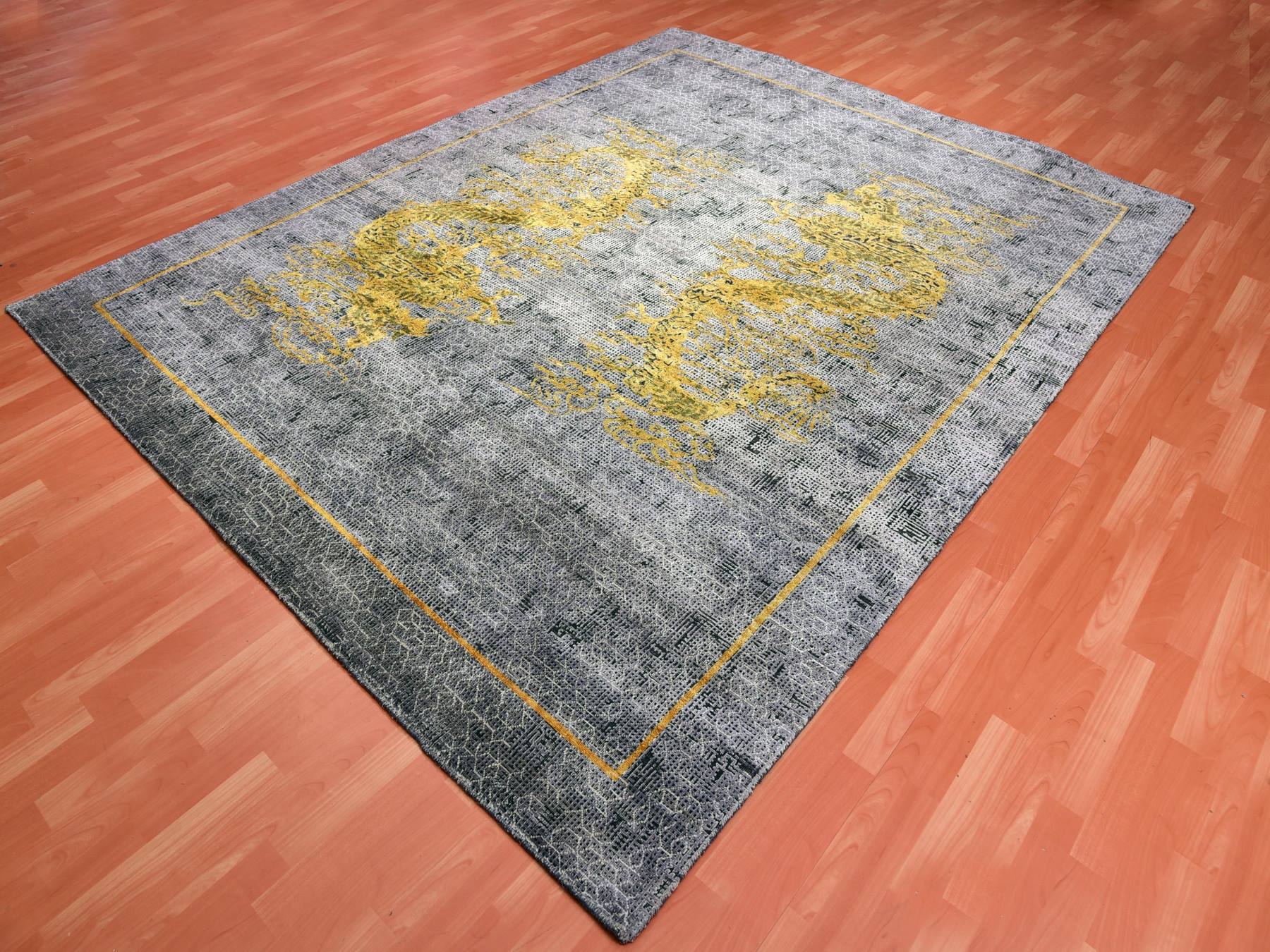 Fine Oriental hand-knotted wool/silk rug in Gray, 8' x 10'3" — SKU O075315 (view 3)