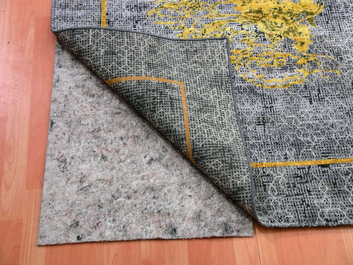 Fine Oriental hand-knotted wool/silk rug in Gray, 8' x 10'3" — SKU O075315 (view 4)