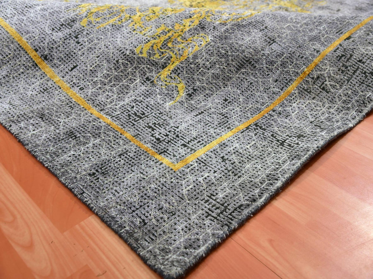 Fine Oriental hand-knotted wool/silk rug in Gray, 8' x 10'3" — SKU O075315 (view 6)