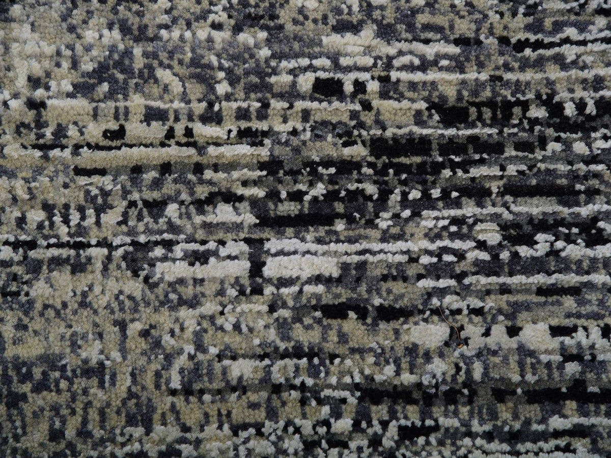 Modern / Contemporary hand-knotted wool/silk rug in Black, 9'10" x 14'0", SKU O075335