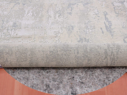 Grey 8'2" x 8'2" Modern / Contemporary Hand knotted Wool/Silk Rug - Sku: O075345