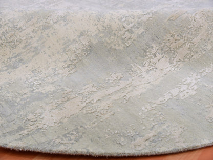 Grey 7'1" x 7'2" Modern / Contemporary Hand knotted Wool/Silk Rug - Sku: O075346