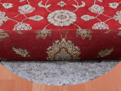 Red 7'10" x 7'11" Traditional Hand knotted Wool Rug - Sku: O075354