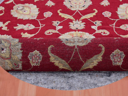 Red 7'11" x 7'11" Traditional Hand knotted Wool Rug - Sku: O075356