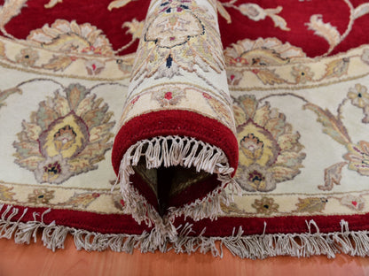 Red 7'11" x 7'11" Traditional Hand knotted Wool Rug - Sku: O075356