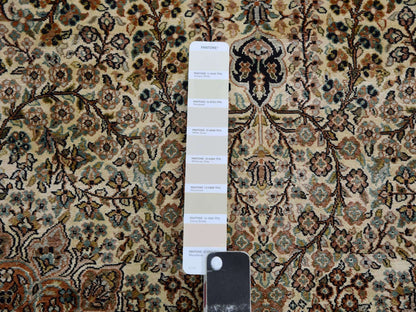 Ivory 2'11" x 5'5" Fine Oriental Hand knotted Silk Rug - Sku: O075438