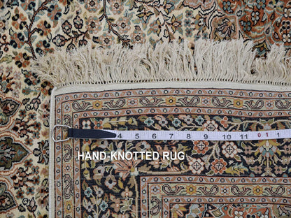 Ivory 2'11" x 5'5" Fine Oriental Hand knotted Silk Rug - Sku: O075438