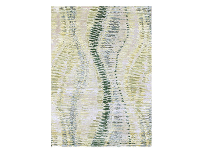 Modern / Contemporary hand-knotted silk rug in Green, 5'1" x 7'3", SKU O075477