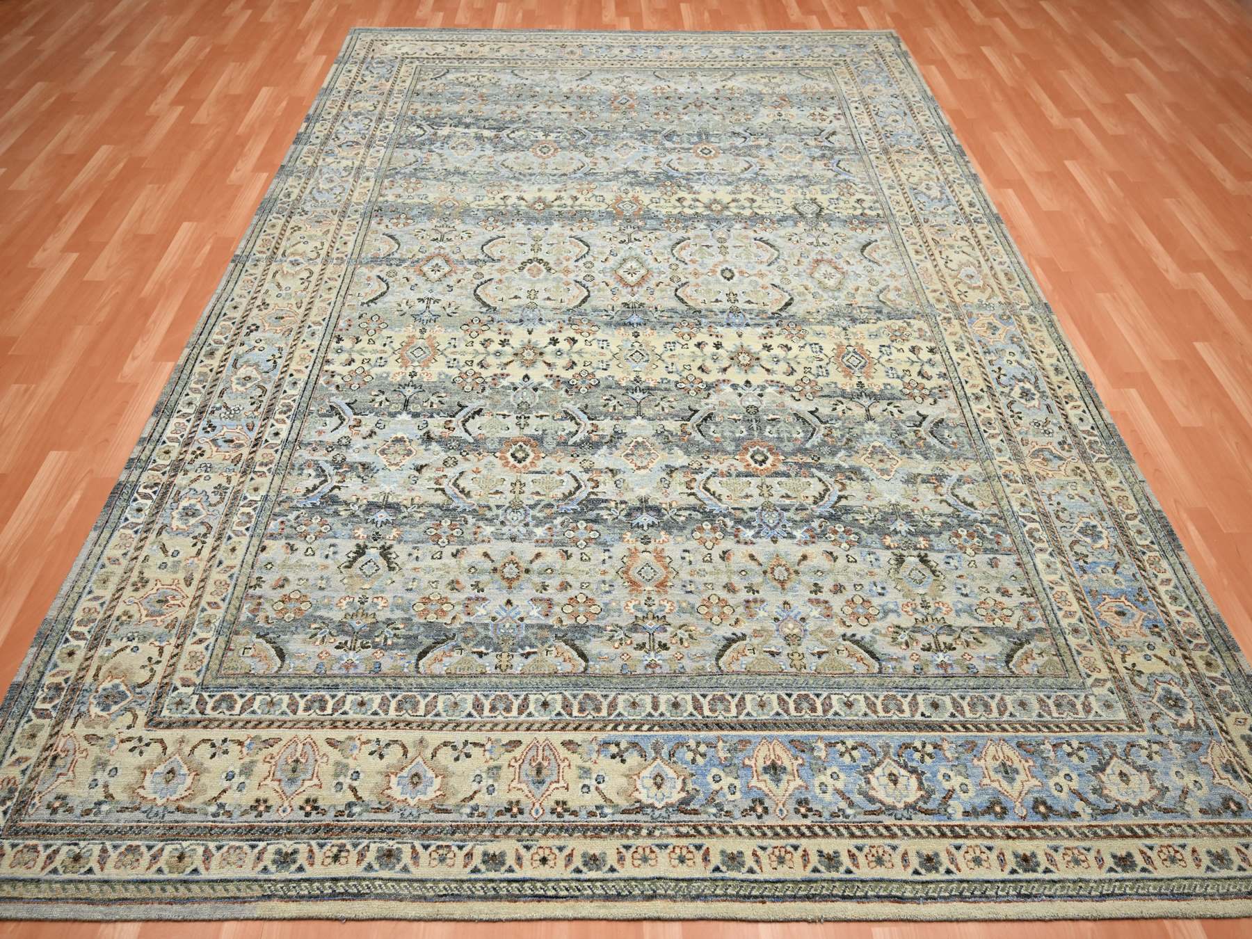 Transitional hand-knotted wool rug in Gray, 9'0" x 12'0", SKU O075493