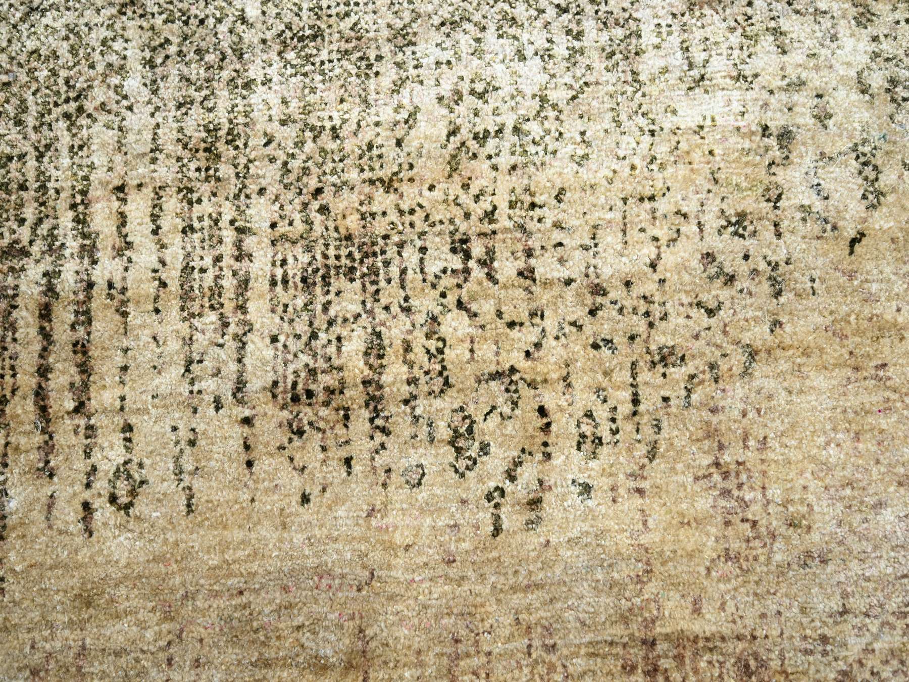Modern / Contemporary hand-knotted silk rug in Brown, 9'0" x 12'5", SKU O075495