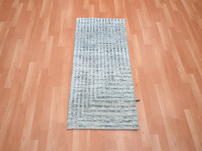 Grey 2'0" x 4'0" Modern / Contemporary Hand knotted Wool/Silk Rug - Sku: O075511